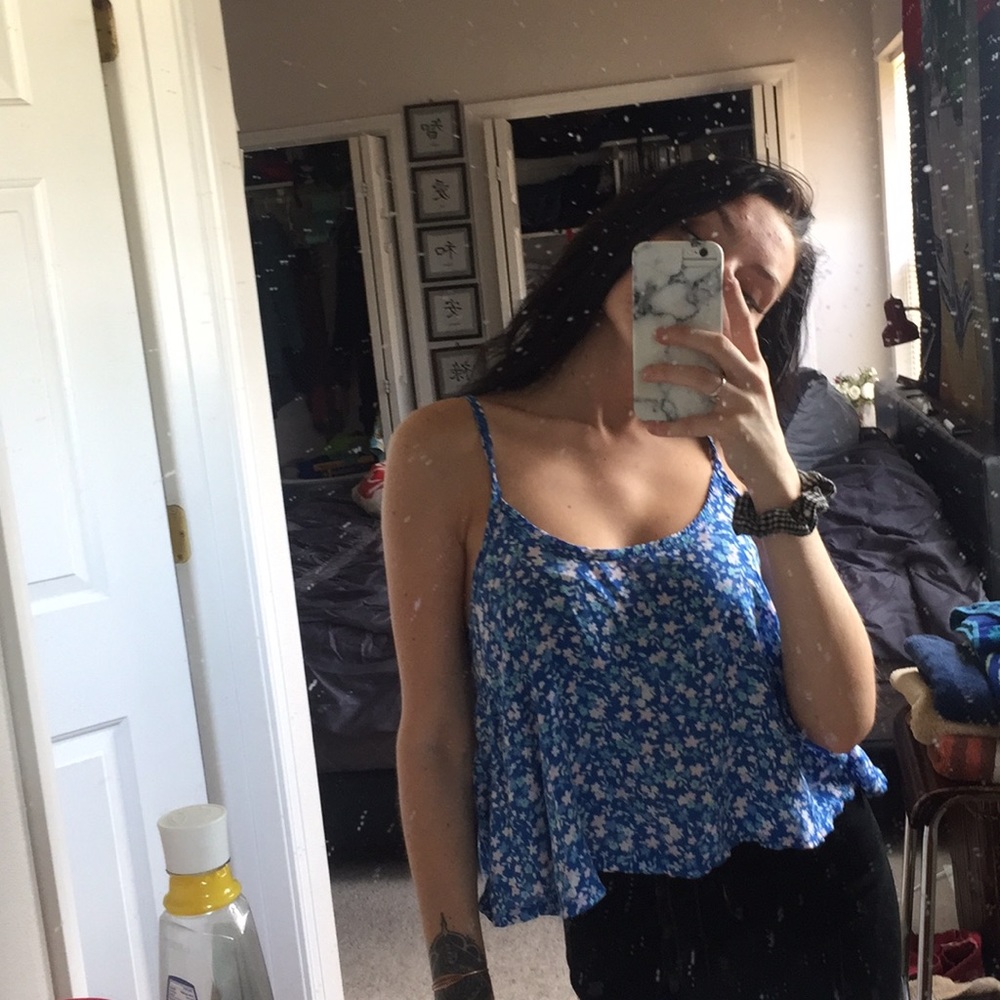 HOLLISTER crop tank top, open back